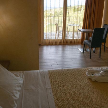 Willa Casa Castella - Adults Only - Langhe Diano dʼAlba Zewnętrze zdjęcie