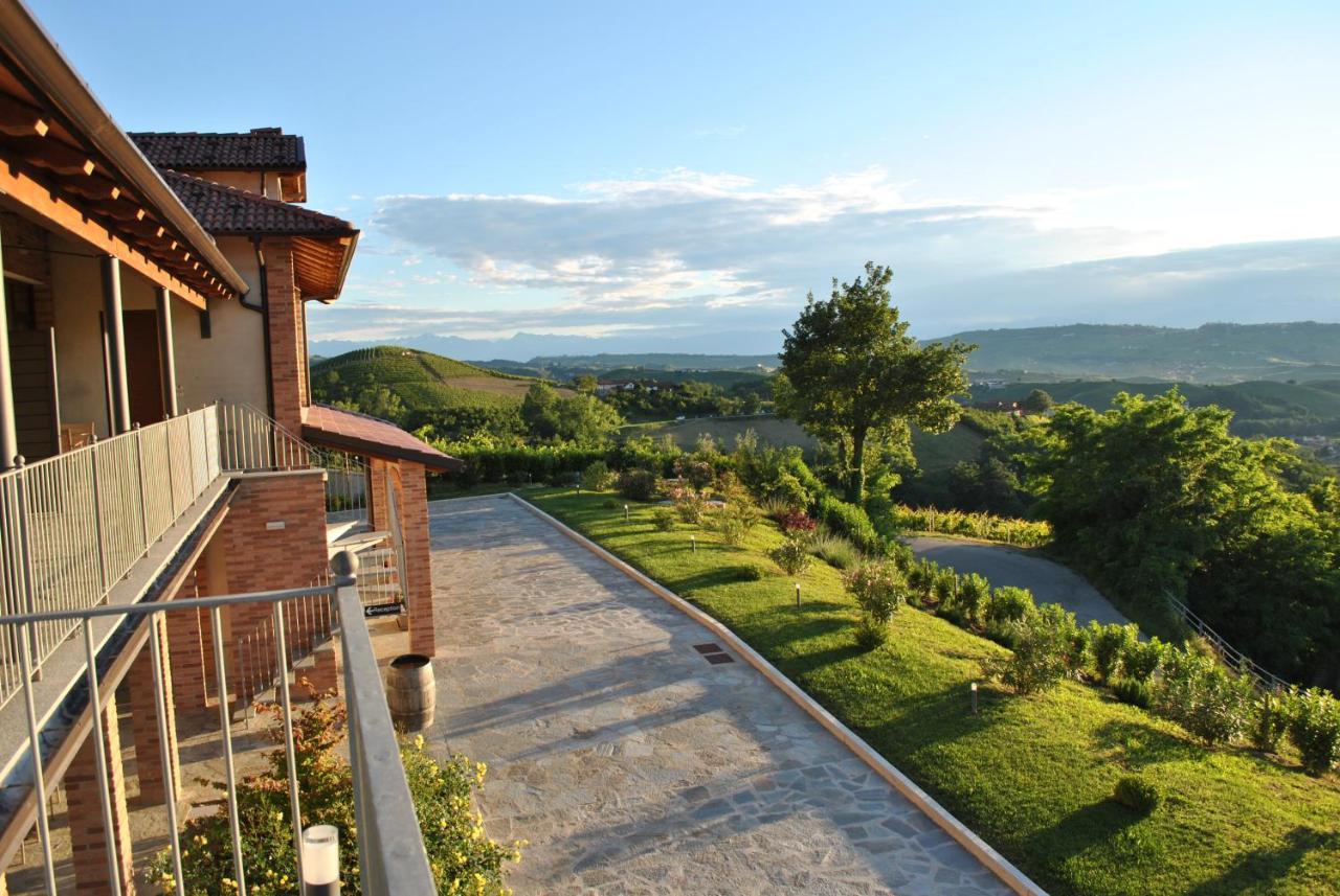 Willa Casa Castella - Adults Only - Langhe Diano dʼAlba Zewnętrze zdjęcie