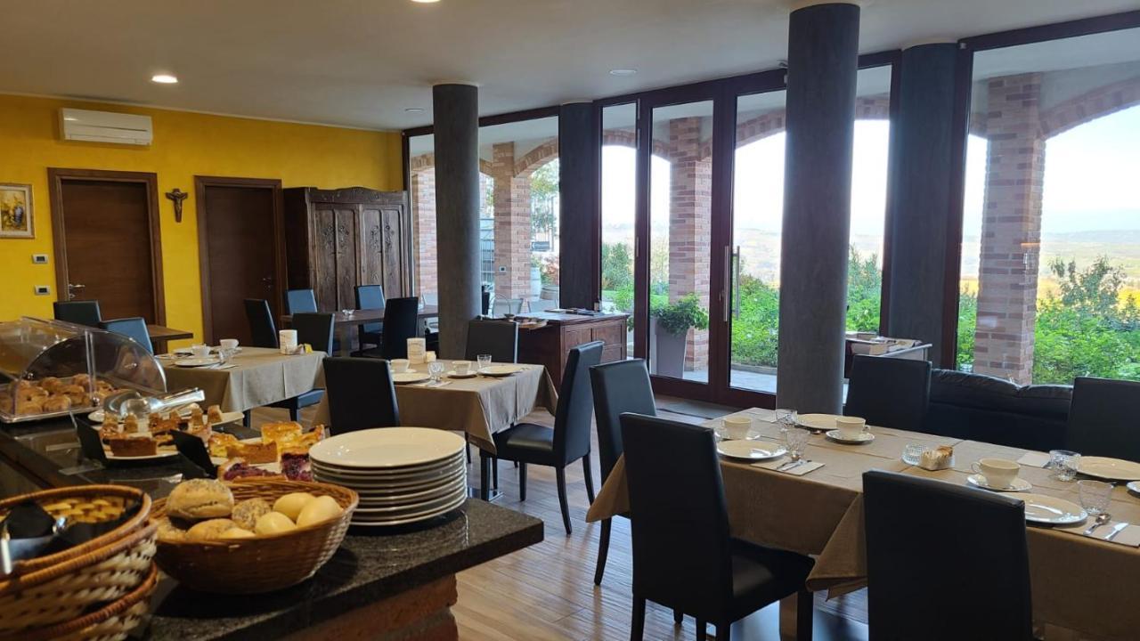 Willa Casa Castella - Adults Only - Langhe Diano dʼAlba Zewnętrze zdjęcie