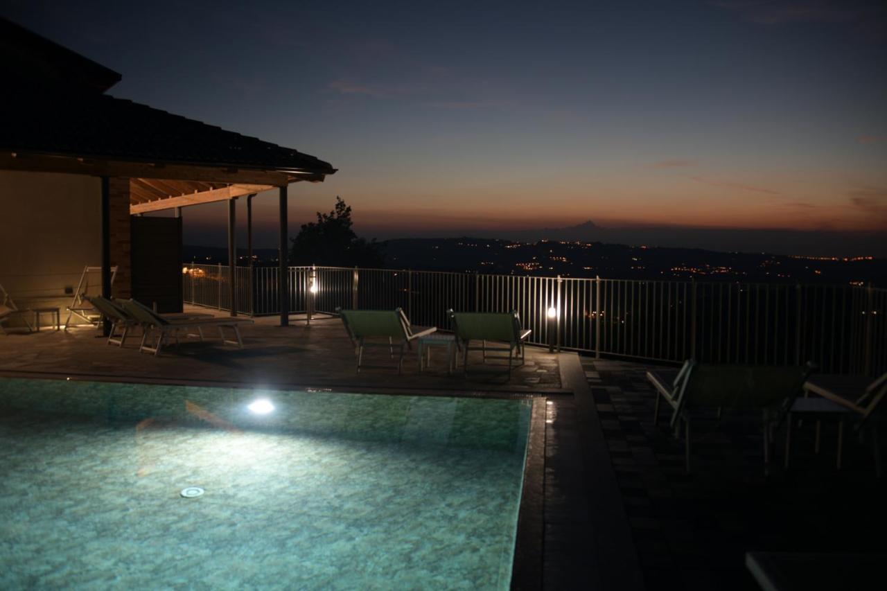 Willa Casa Castella - Adults Only - Langhe Diano dʼAlba Zewnętrze zdjęcie