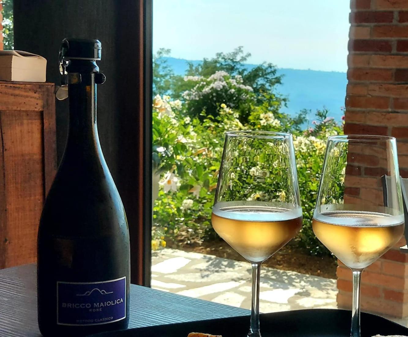 Willa Casa Castella - Adults Only - Langhe Diano dʼAlba Zewnętrze zdjęcie
